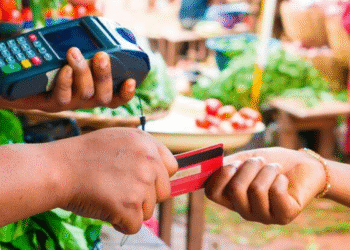 Auxílio-alimentação pode passar para R$ 1.175,00