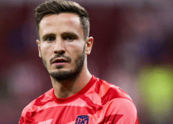 Jogador do Flamengo, multimilionário, esquece lojas caras e vai à Renner comprar roupas