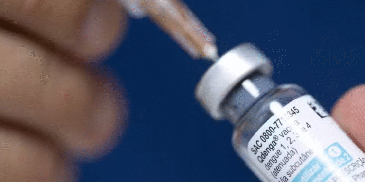 Nova vacina da dengue feita no Brasil será obrigatória?