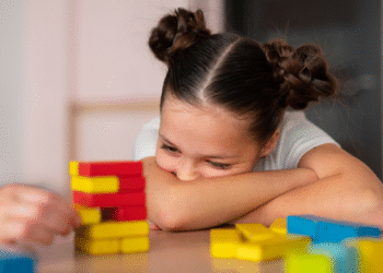 Qual é a verdadeira causa do autismo? Cientistas tentam explicar