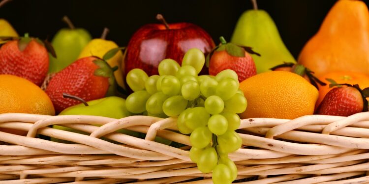 Nutricionistas revelam que algumas frutas devem ser evitadas à noite