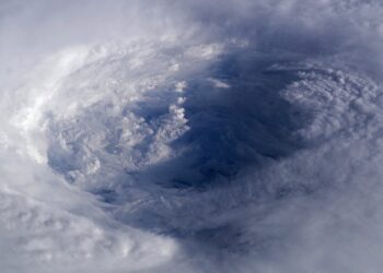 Pedras vão cair do céu em várias regiões do Brasil: tempestades estão confirmadas para este fim de semana