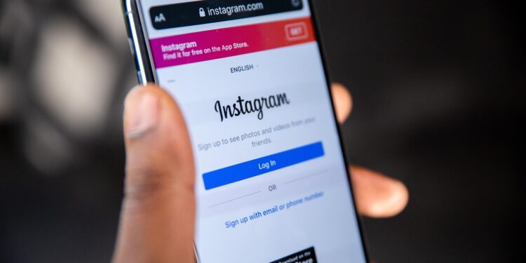 Instagram toma decisão polêmica e faz mudança radical na plataforma