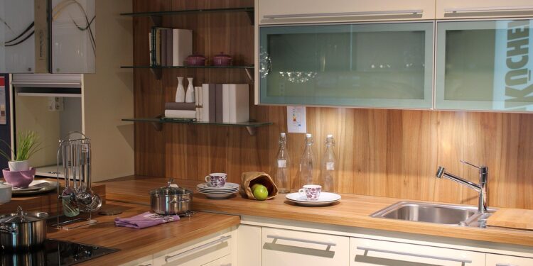 Sem perceber, milhares de brasileiros estão estragando um dos equipamentos mais caros da cozinha