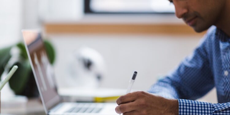 Lista dos sortudos que vão receber R$ 7.000 do governo nos próximos anos