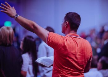 ONG envolvida em fraude do INSS tem como sócios donos de igrejas