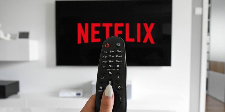 Como o consumidor vai sentir no bolso a taxação dos streamings no Brasil?