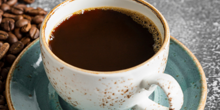Café sem açúcar traz 4 benefícios fundamentais para o seu corpo