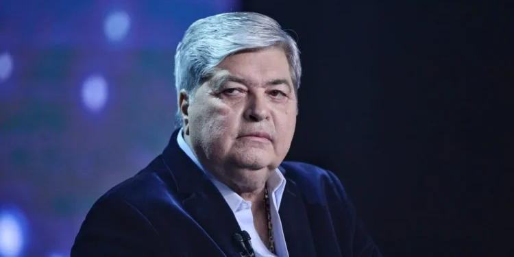 Datena comunica à RedeTV! e assina com nova emissora