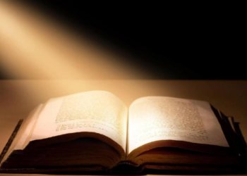 Igrejas ficam revoltadas com projeto de lei que quer criar proibição envolvendo a Bíblia