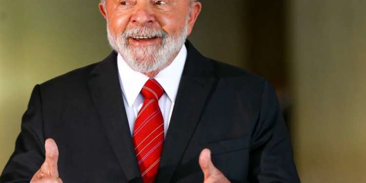 Líder do PT revela as 2 maiores mudanças que Lula quer fazer no Brasil em 2026