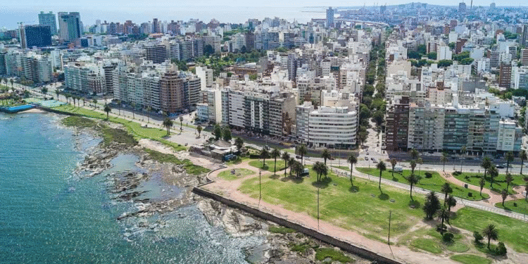 Lugar chamado de “Suíça da América do Sul” tem ótima qualidade de vida e atrai brasileiros para pagar menos impostos