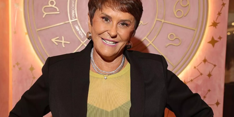 Márcia Sensitiva surpreende e revela 2 cores que bloqueiam energias e são PROIBIDAS na virada do ano
