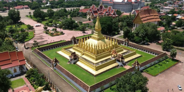 No coração da Ásia, a capital comunista mais jovem do mundo ganha visibilidade internacional