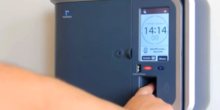 O que acontece com seu salário se você faltar ao trabalho sem justificativa?