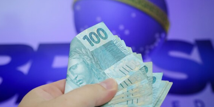 Saiu a lista de CPFs aprovados no novo auxílio de R$ 1.200 do Governo Federal; confira agora