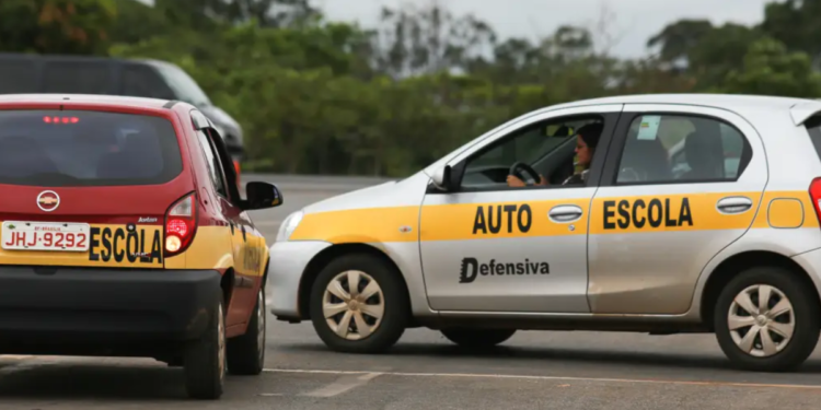 Teste que fazia candidatos chorarem na prova da CNH não será mais exigido