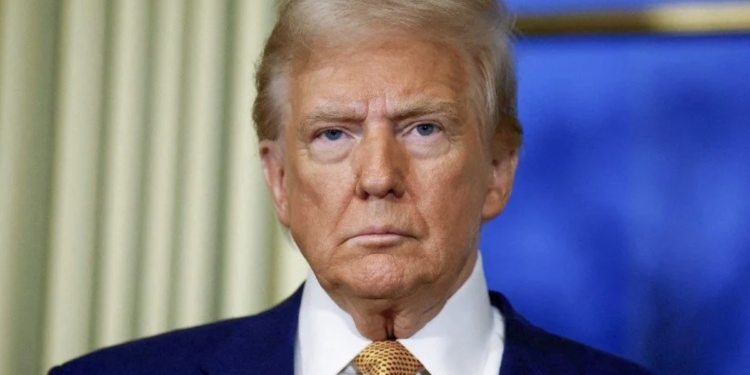 Trump ordena novo bloqueio e desta vez vai atingir a principal fonte de renda deste país