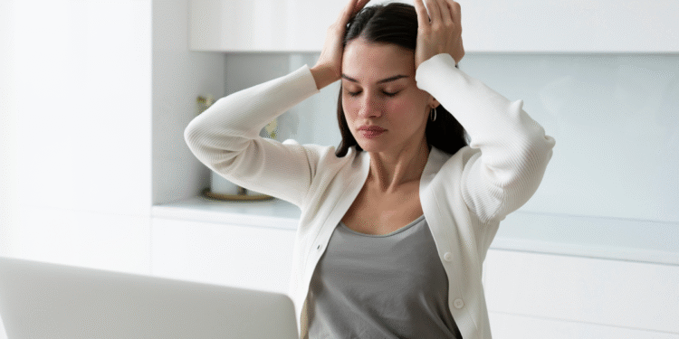 Você se sente mais estressado no fim de ano? Saiba que isso tem explicação e até nome na psicologia