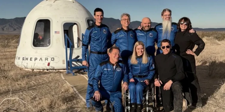 Histórico: aos 33 anos, mulher alemã se torna a primeira cadeirante a viajar ao espaço