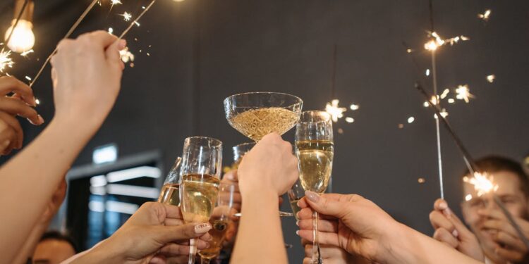 Ranking revela as cidades mais procuradas por brasileiros para celebrar o Natal e o Ano-Novo