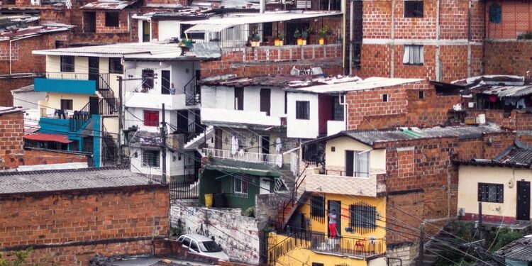 Governo revela que vai tirar 20 milhões de brasileiros da pobreza ainda em 2025
