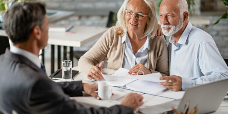 INSS confirma presente para aposentados em 26/01