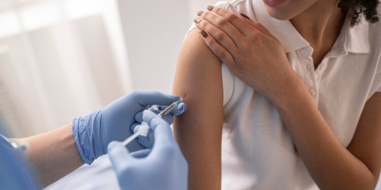 Brasileiros terão de apresentar vacinas específicas para viajar por países da América do Sul