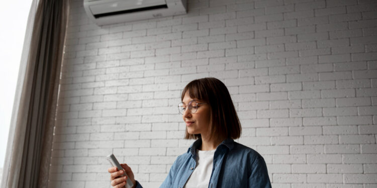 Especialistas revelam a melhor temperatura para gastar menos com o seu ar-condicionado e ainda esfriar o ambiente