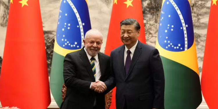 China abre a mão e anuncia projeto de R$ 10 bilhões no Sul do Brasil