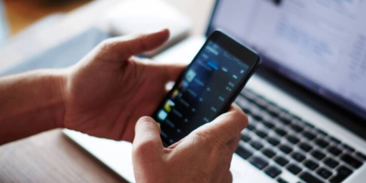 Como limpar a lixeira do celular e otimizar a sua memória