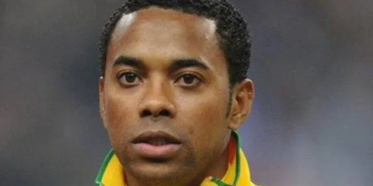 Enquanto Suzane Von Richthofen foi solta, ex-jogador Robinho está longe de deixar a cadeia