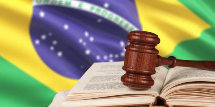 Há 90 anos o Brasil criava seu principal benefício social que segue em vigor até hoje