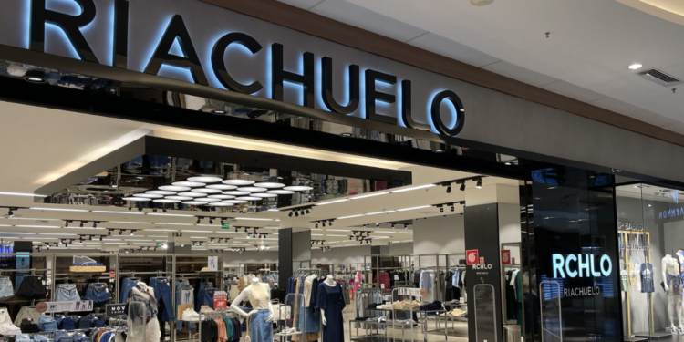 Riachuelo anuncia vagas 100% home office; inscrições vão até 16/02
