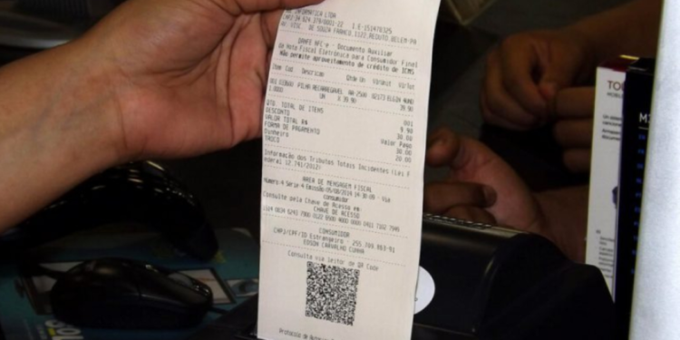 Veja o que acontece quando você passa o seu CPF ao realizar compras no mercado