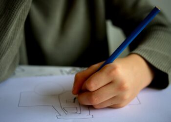 Governo confirma o fechamento de todas as escolas para fevereiro: sem aulas no ensino fundamental e no médio