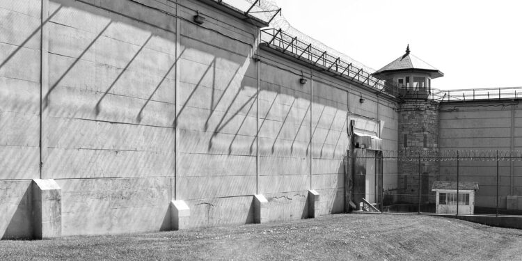 Após um ano em Tremembé, Robinho tem pedido aceito e deixa a prisão