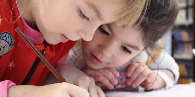 Segundo a psicologia, adultos que foram crianças “boazinhas” demais tendem a ter essas 8 características