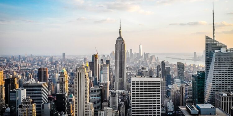 Trump surpreende e proíbe brasileiros de morarem nos Estados Unidos