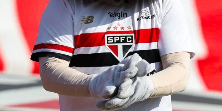 Ídolo do São Paulo e da seleção brasileira pode virar governador de esquerda em 2026