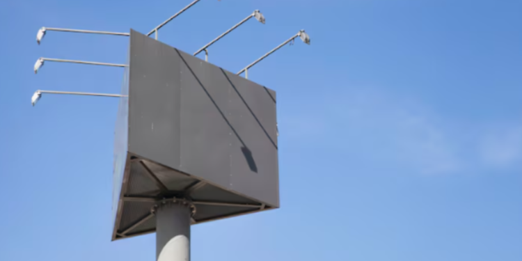 A partir de 2026, postes de luz no Brasil devem passar por uma das maiores mudanças da história