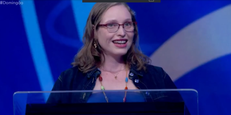 Perita da Polícia Federal ficou a uma pergunta de levar R$ 1 milhão no Domingão do Huck