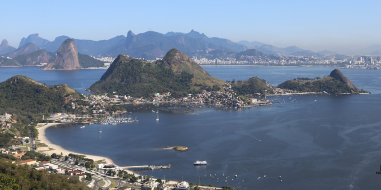 Cidade paradisíaca, eleita a mais limpa do Brasil, já foi capital do país