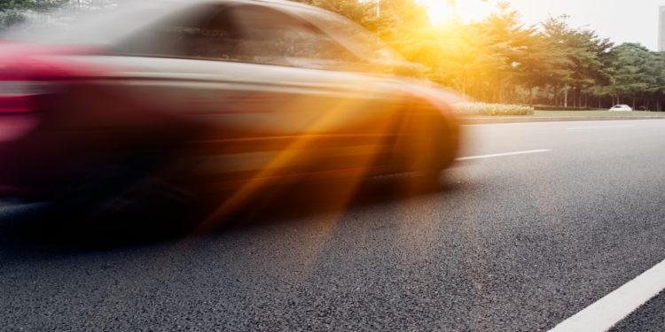 Cuidado ao cruzar o Sul de carro: limite de velocidade máxima foi ajustado para 130 km/h