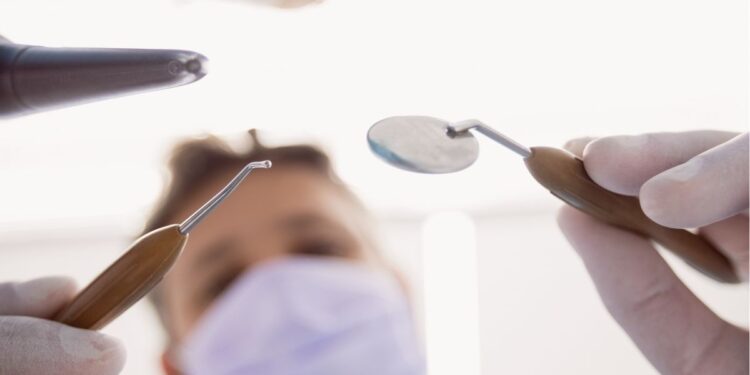 Dentistas chamam atenção para problemas que as “canetinhas” de emagrecer podem causar