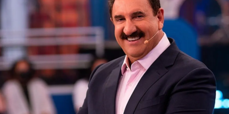 Globo aparece de surpresa e Ratinho vai se mudar no SBT