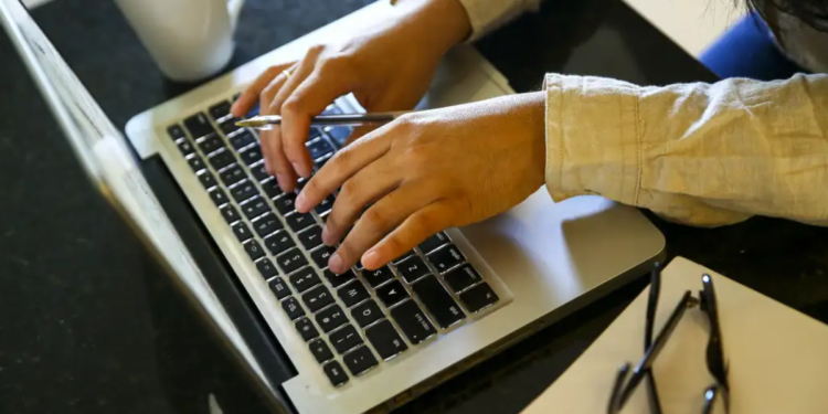 Home office passa a ser direito garantido para brasileiros que se enquadram nesta lista