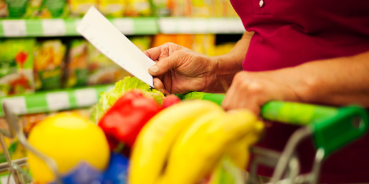 Novo alerta para quem depende do vale‑alimentação: confira a regra que chega em 2026