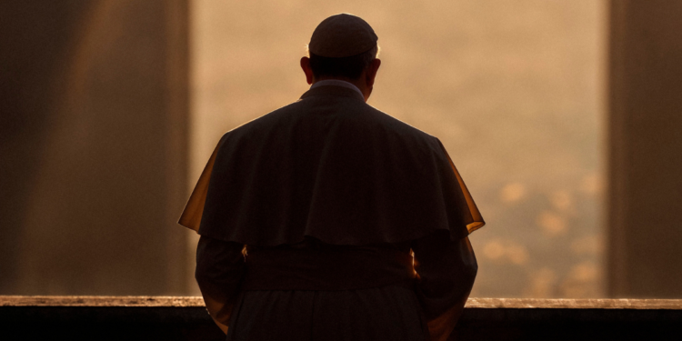 Papa Leão envia representante ao Brasil para missão especial