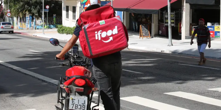 Projeto que já foi aprovado vai garantir “descanso de luxo” para entregadores de aplicativos